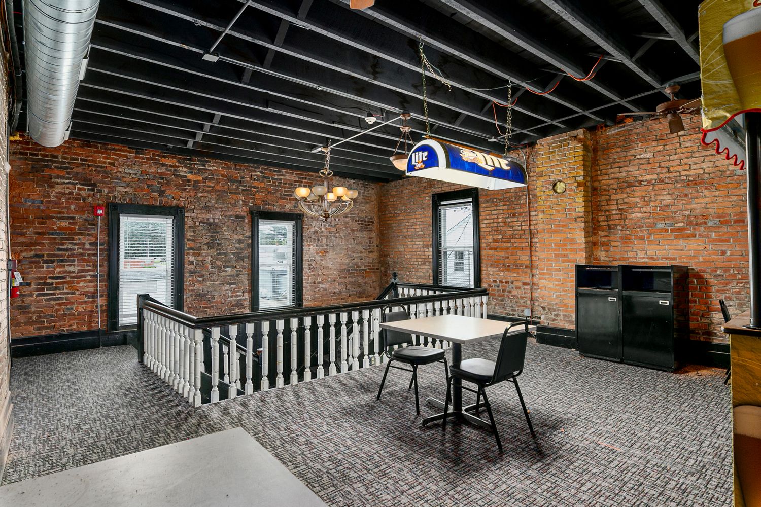 308 N State St, Litchfield, IL 62056